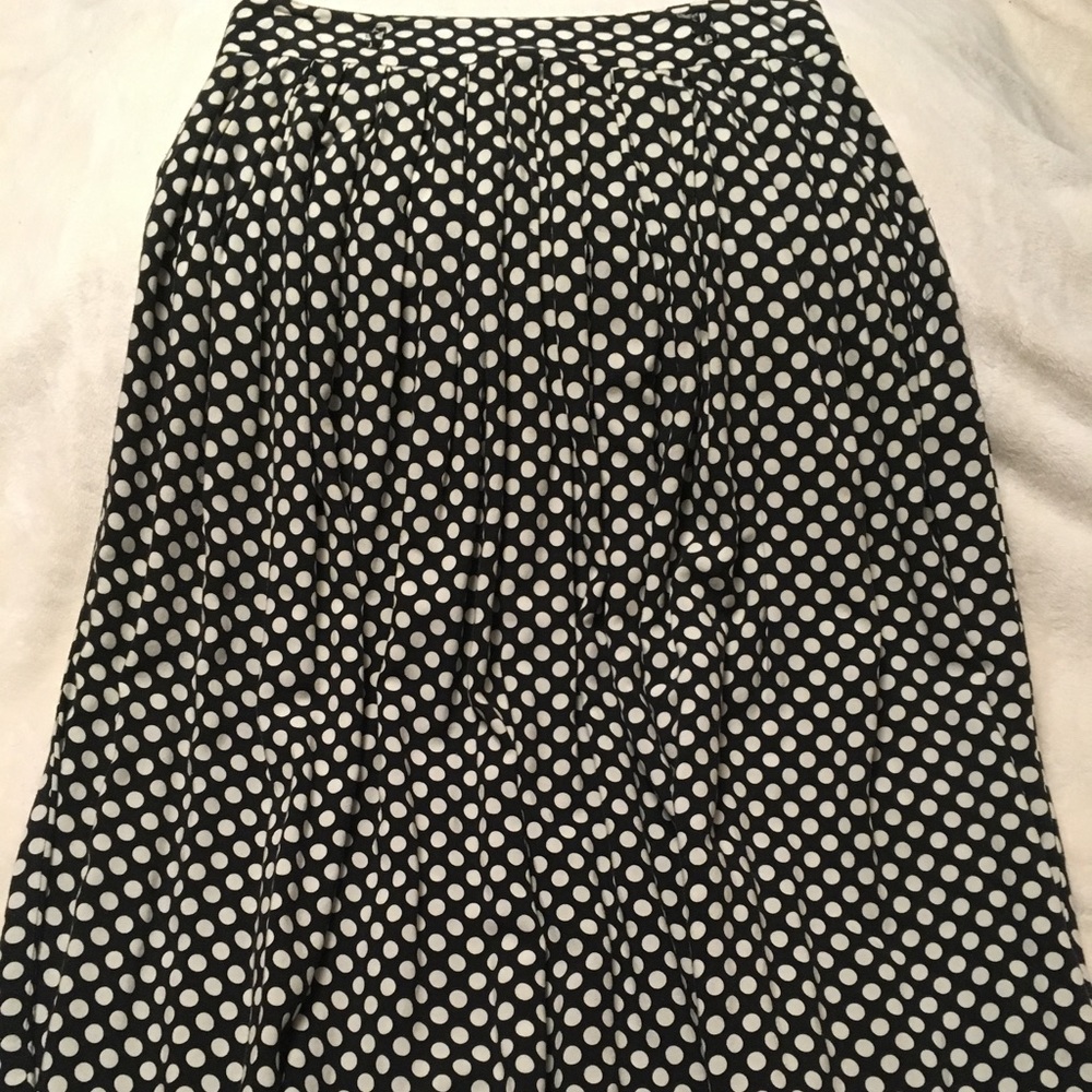 Forever 21 polka-dot skirt
